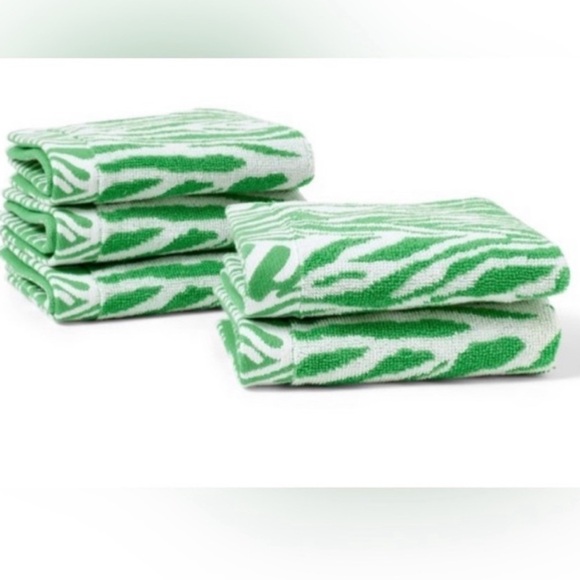 DVF x Target Towel Set  5 pack of wash cloths - Picture 1 of 2